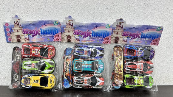 Машинки, 3 шт. в упаковке. Размер: 13,5х18х2,9см